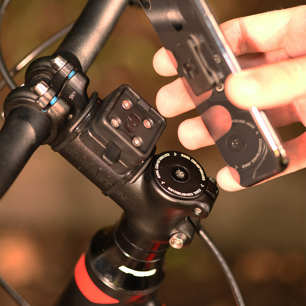 OXFORD - CLIQR Universal Handlebar / Stem Mount