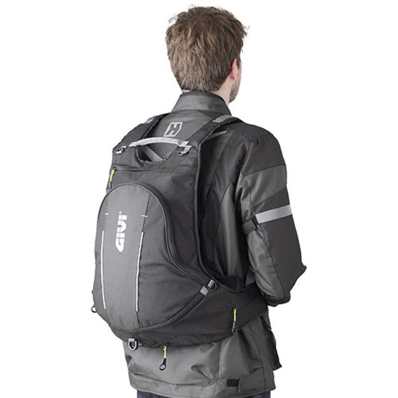 GIVI - EA104 Easy-T Expandable Backpack (22lt)