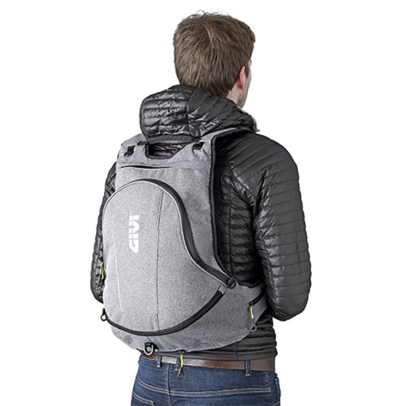 GIVI - EA104 Easy-T Expandable Backpack (22lt)