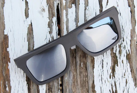 FLOW VISION - Graphite Section Polarized Sunglasses