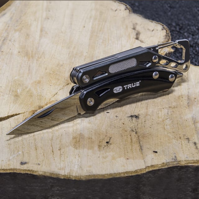 TRUE UTILITY - Seven Function Multi-Tool